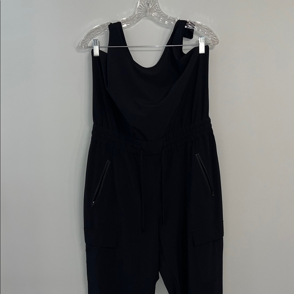 ATHLETA Women’s Black Sleeveless Jumpsuit joggers Size Medium